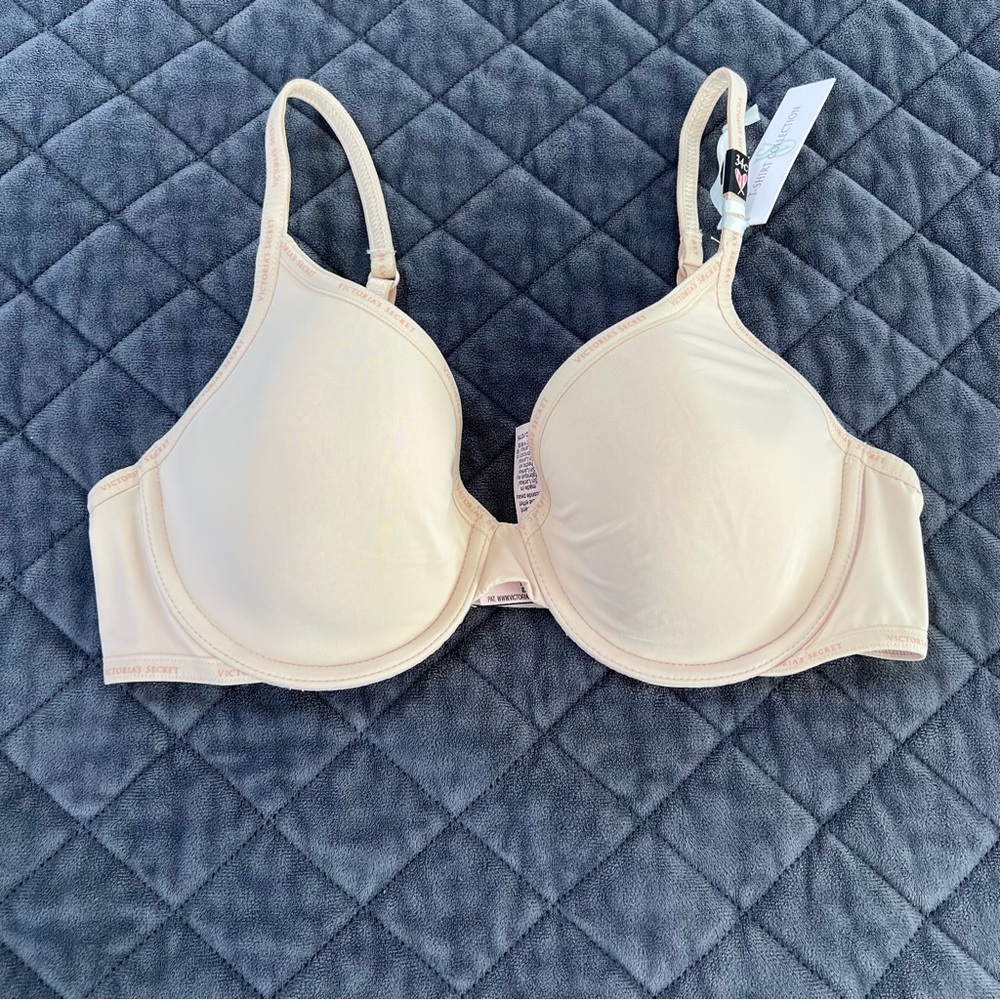 Victoria Secret T-Shirt Collection Bra Size 34C Beige Nude Cream Lightly Lined